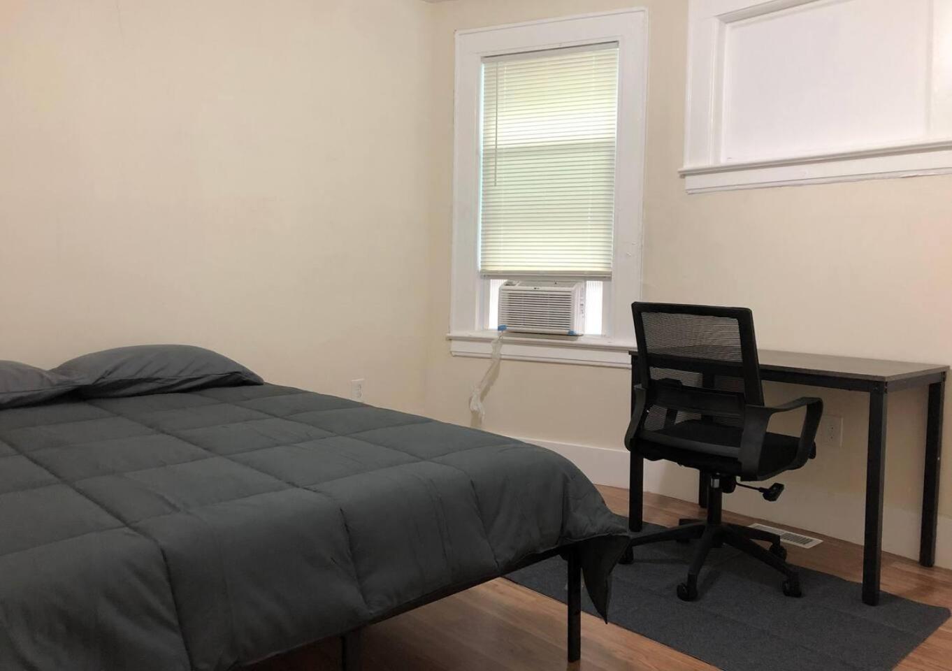 Spacious And Private Apartment With 3 Bedrooms And 1 Bathroom Near Newark International Airport Ewr And New York City Exterior photo