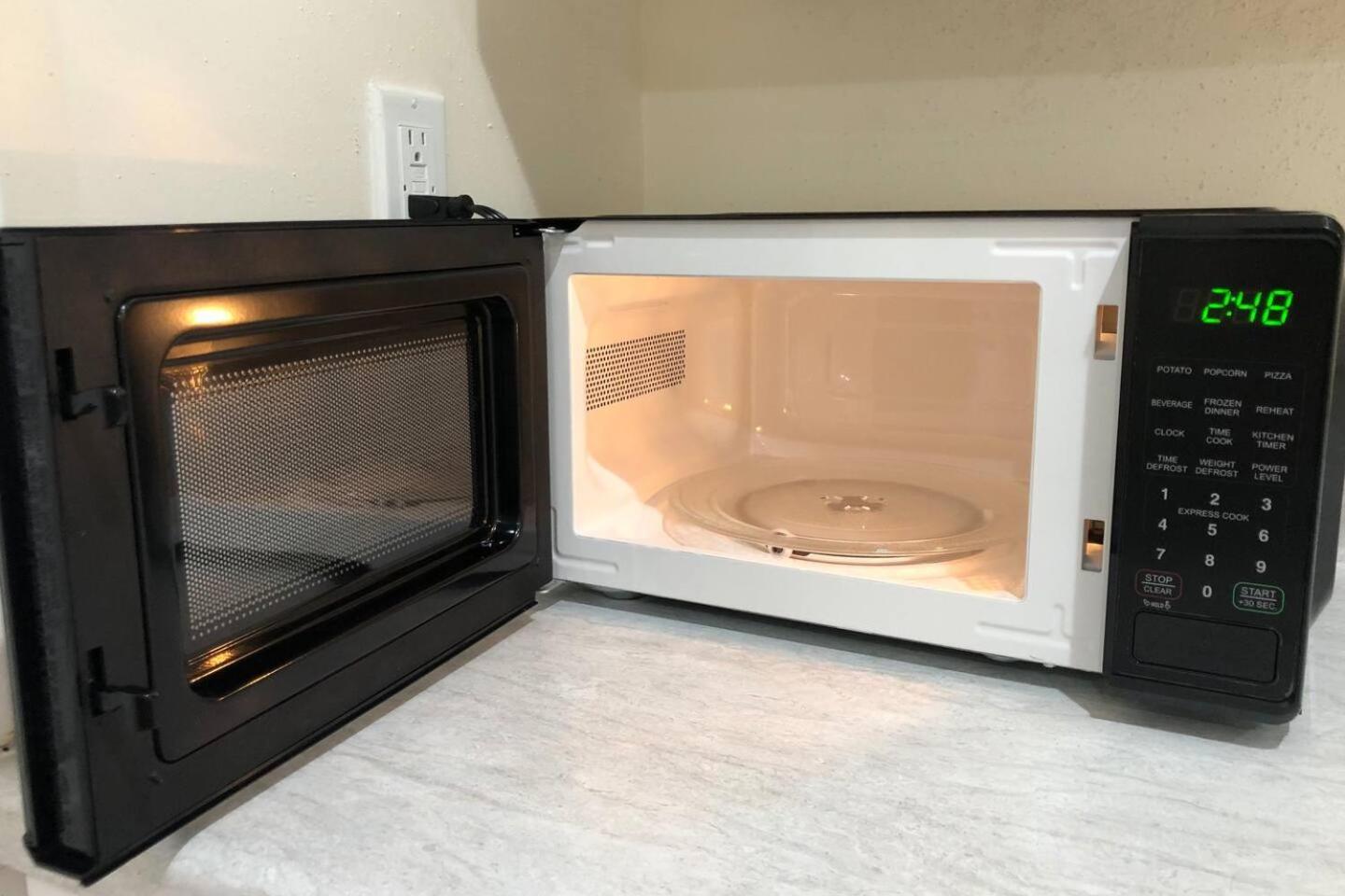 Spacious And Private Apartment With 3 Bedrooms And 1 Bathroom Near Newark International Airport Ewr And New York City Exterior photo